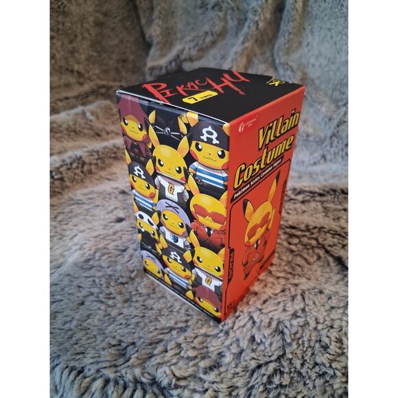 Pokemon Pikachu Villain Costume Mini Figure Series: Team Flare Pikachu Figurine - Picture 2 of 6